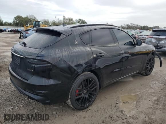 ✅ 2021 Maserati Levante • VIN: ZN661XUA2MX359669 • Лот: 78222764. Опубликован ранее на Copart с пробегом 37 761 миль. Бесплатный доступ к архиву аукционных продаж из США и подробный отчёт об истории автомобиля на DreamBid. Изображение 3.