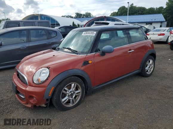 2012 MINI Hardtop with VIN WMWSU3C53CT260060, listed as a Copart auction lot 63656395 with 100,537 mi miles and Clean title. Bid and sale history available at DreamBid. Image 1.