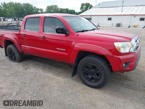 ✅ 2012 Toyota Tacoma PreRunner • VIN: 3TMJU4GN1CM128220 • Lot: 42794993. Listed on IAAI with 146,871 mi. Free auction sales archive from the USA and detailed vehicle history report at DreamBid. Image 1.