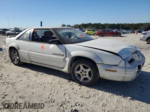 ✅ 1995 Pontiac Grand Prix SE • VIN: 1G2WJ12M9SF335209 • Lot: 76260104. Wystawiony na Copart z przebiegiem 215 699 mil. Bezpłatny archiwum sprzedaży aukcyjnych z USA i szczegółowy raport historii pojazdu na DreamBid. Zdjęcie 4.