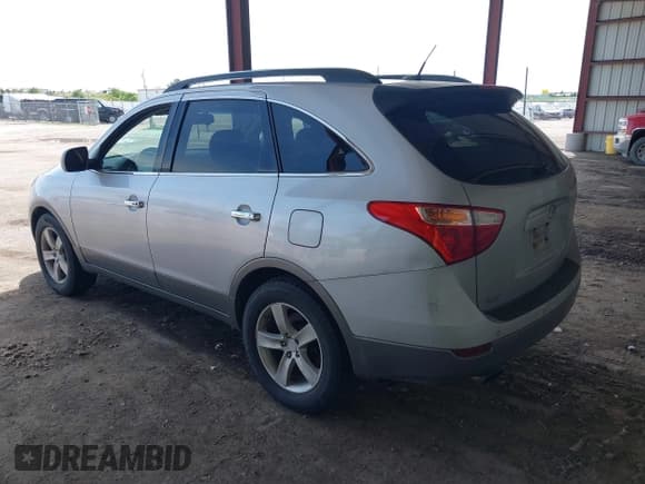 ✅ 2008 Hyundai Veracruz GLS • VIN: KM8NU73C88U045695 • Lot: 42533726. Listed on IAAI with 245,893 mi. Free auction sales archive from the USA and detailed vehicle history report at DreamBid. Image 3.