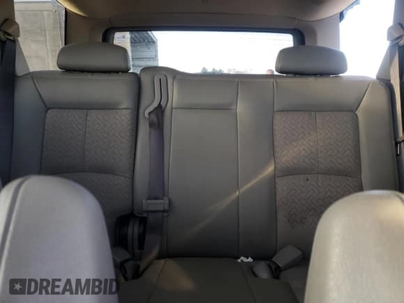 ✅ 2006 Saturn VUE • VIN: 5GZCZ53486S863266 • Lot: 48195085. Wystawiony na Copart z przebiegiem 263 545 mil. Bezpłatny archiwum sprzedaży aukcyjnych z USA i szczegółowy raport historii pojazdu na DreamBid. Zdjęcie 10.