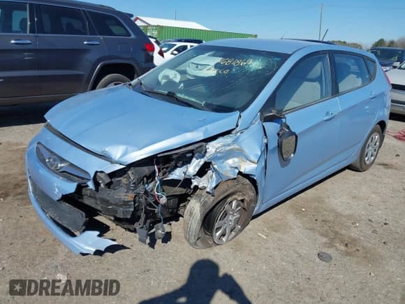 ✅ 2012 Hyundai Accent GS • VIN: KMHCT5AE0CU045976 • Lot: 41681869. Wystawiony na IAAI z przebiegiem 101 862 mil. Bezpłatny archiwum sprzedaży aukcyjnych z USA i szczegółowy raport historii pojazdu na DreamBid. Zdjęcie 2.