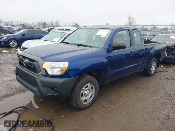 ✅ 2015 Toyota Tacoma • VIN: 5TFTX4CNXFX060861 • Lot: 43701479. Listed on IAAI with 27,308 mi. Free auction sales archive from the USA and detailed vehicle history report at DreamBid. Image 2.