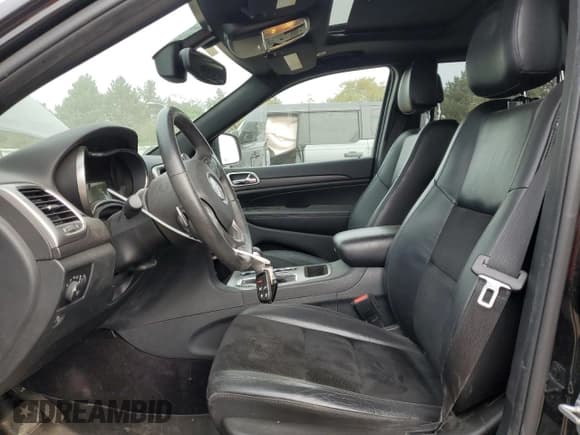 ✅ 2017 Jeep Grand Cherokee Altitude • VIN: 1C4RJFAG7HC718416 • Lot: 86873215. Listed on Copart with 138,149 mi. Free auction sales archive from the USA and detailed vehicle history report at DreamBid. Image 7.