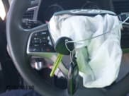 ✅ 2018 Hyundai Elantra Limited • VIN: 5NPD84LF2JH367908 • Lot: 43303301. Listed on IAAI with 70,186 mi. Free auction sales archive from the USA and detailed vehicle history report at DreamBid. Image 11.