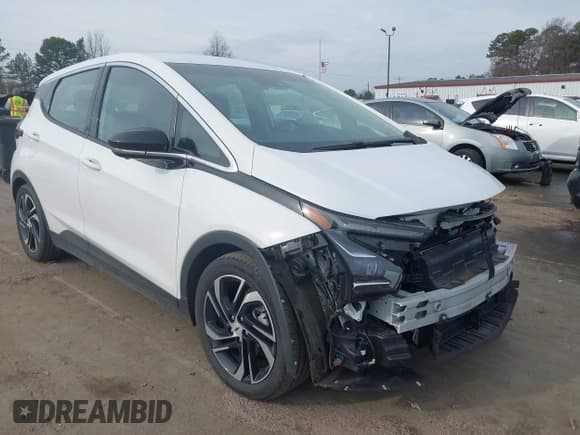 ✅ 2022 Chevrolet Bolt EV 2LT • VIN: 1G1FX6S01N4102325 • Lot: 41442480. Wystawiony na IAAI z przebiegiem 38 092 mil. Bezpłatny archiwum sprzedaży aukcyjnych z USA i szczegółowy raport historii pojazdu na DreamBid. Zdjęcie 1.