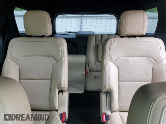 ✅ 2016 Ford Explorer Limited • VIN: 1FM5K8F80GGA42371 • Lot: 54400115. Wystawiony na Copart z przebiegiem 117 045 mil. Bezpłatny archiwum sprzedaży aukcyjnych z USA i szczegółowy raport historii pojazdu na DreamBid. Zdjęcie 10.