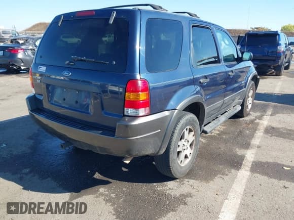 ✅ 2003 Ford Escape XLT Popular 2 • VIN: 1FMCU93153KB79232 • Лот: 43492841. Опубликован ранее на IAAI с пробегом 188 309 миль. Бесплатный доступ к архиву аукционных продаж из США и подробный отчёт об истории автомобиля на DreamBid. Изображение 4.