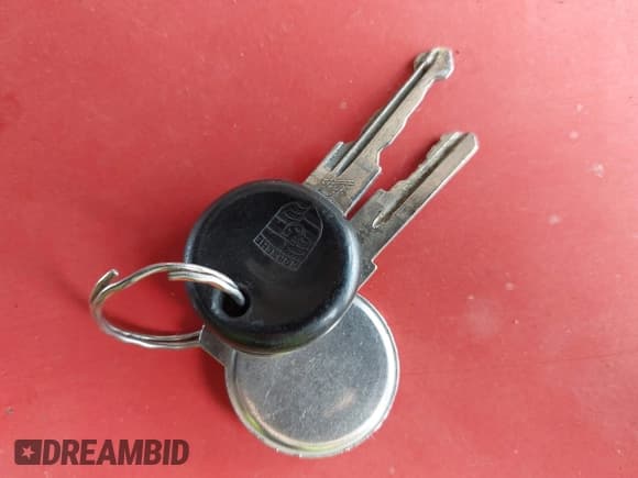 ✅ 1983 Porsche 944 • VIN: WP0AA0944DN461220 • Lot: 42813005. Listed on IAAI with 34,703 mi. Free auction sales archive from the USA and detailed vehicle history report at DreamBid. Image 11.