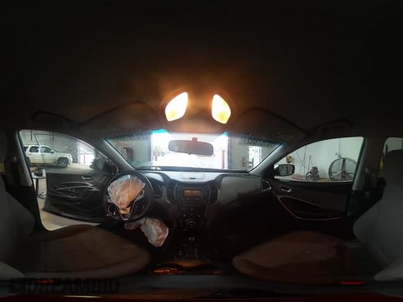 ✅ 2015 Hyundai Santa Fe • VIN: 5XYZTDLB8FG299758 • Лот: 70167852. Опубликован ранее на Copart с пробегом 125 270 миль. Бесплатный доступ к архиву аукционных продаж из США и подробный отчёт об истории автомобиля на DreamBid. Изображение 14.