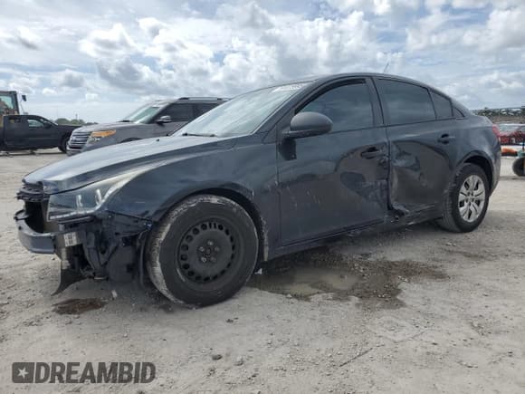 ✅ 2016 Chevrolet Cruze LS • VIN: 1G1PC5SH8G7206697 • Lot: 91025995. Listed on Copart with 164,578 mi. Free auction sales archive from the USA and detailed vehicle history report at DreamBid. Image 1.