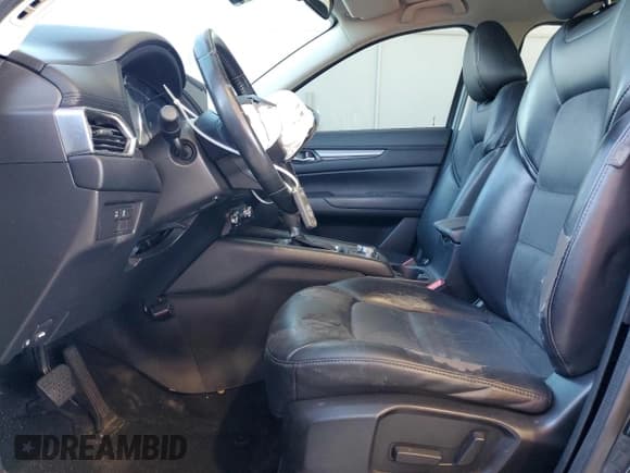 ✅ 2018 Mazda CX-5 Touring • VIN: JM3KFBCM6J0306985 • Lot: 91616465. Wystawiony na Copart z przebiegiem 106 570 mil. Bezpłatny archiwum sprzedaży aukcyjnych z USA i szczegółowy raport historii pojazdu na DreamBid. Zdjęcie 7.