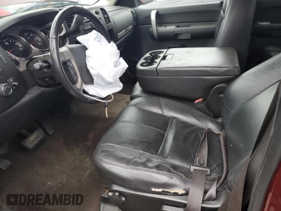 ✅ 2008 Chevrolet Silverado 1500 2LT • VIN: 1GCEC19J88Z276772 • Lot: 83610304. Wystawiony na Copart z przebiegiem 196 689 mil. Bezpłatny archiwum sprzedaży aukcyjnych z USA i szczegółowy raport historii pojazdu na DreamBid. Zdjęcie 7.