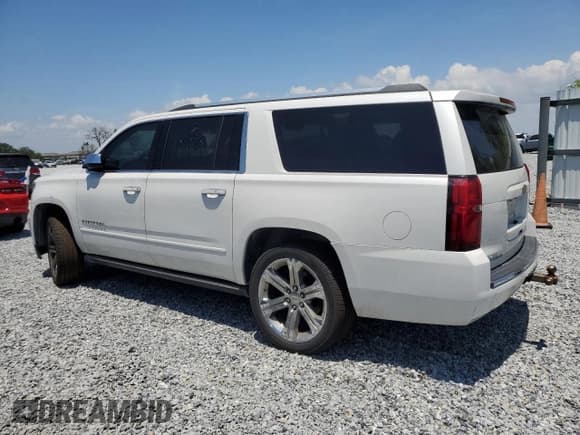 ✅ 2018 Chevrolet Suburban Premier • VIN: 1GNSCJKC0JR336782 • Lot: 56294065. Wystawiony na Copart z przebiegiem 145 026 mil. Bezpłatny archiwum sprzedaży aukcyjnych z USA i szczegółowy raport historii pojazdu na DreamBid. Zdjęcie 2.