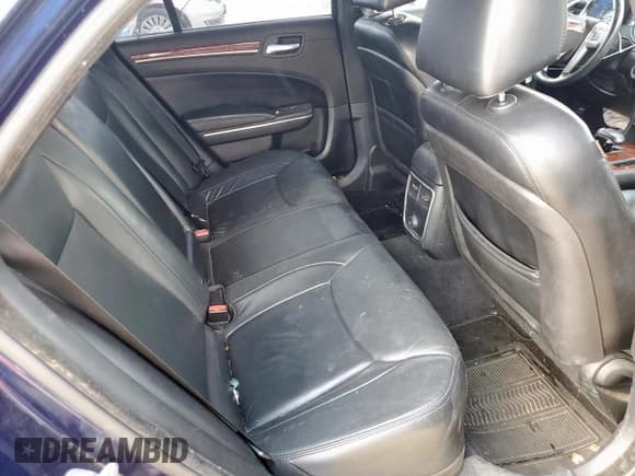 ✅ 2013 Chrysler 300 • VIN: 2C3CCAAG3DH647861 • Lot: 67792215. Listed on Copart with 66,499 mi. Free auction sales archive from the USA and detailed vehicle history report at DreamBid. Image 10.