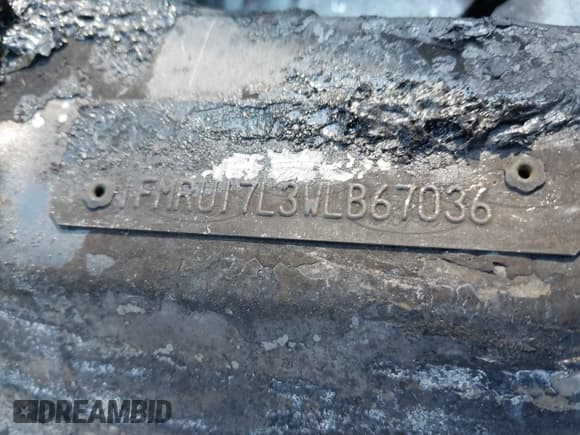 ✅ 1998 Ford Expedition XLT • VIN: 1FMRU17L3WLB67036 • Лот: 41795100. Опубликован ранее на IAAI с пробегом 272 500 миль. Бесплатный доступ к архиву аукционных продаж из США и подробный отчёт об истории автомобиля на DreamBid. Изображение 9.