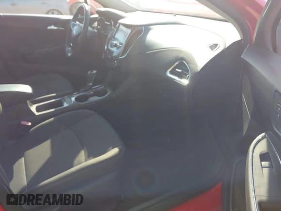 ✅ 2017 Chevrolet Cruze LT • VIN: 3G1BE6SM3HS597574 • Лот: 43360798. Опубликован ранее на IAAI с пробегом 95 385 миль. Бесплатный доступ к архиву аукционных продаж из США и подробный отчёт об истории автомобиля на DreamBid. Изображение 5.