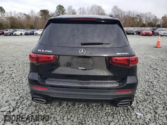 ✅ 2021 Mercedes-Benz GLB 250 • VIN: W1N4M4HB6MW090575 • Lot: 92856995. Listed on Copart with 140,705 mi. Free auction sales archive from the USA and detailed vehicle history report at DreamBid. Image 6.