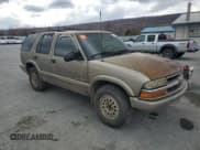 ✅ 2004 Chevrolet Blazer LS • VIN: 1GNDT13X14K123234 • Lot: 51207815. Wystawiony na Copart z przebiegiem 207 832 mil. Bezpłatny archiwum sprzedaży aukcyjnych z USA i szczegółowy raport historii pojazdu na DreamBid. Zdjęcie 4.