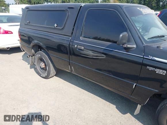 ✅ 1996 Ford Ranger XL • VIN: 1FTCR10A4TUC28730 • Lot: 42987578. Wystawiony na IAAI z przebiegiem 161 303 mil. Bezpłatny archiwum sprzedaży aukcyjnych z USA i szczegółowy raport historii pojazdu na DreamBid. Zdjęcie 6.