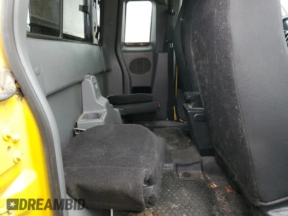 ✅ 2006 Ford Ranger XLT • VIN: 1FTZR45E26PA35423 • Lot: 93137645. Listed on Copart with 230,371 mi. Free auction sales archive from the USA and detailed vehicle history report at DreamBid. Image 10.