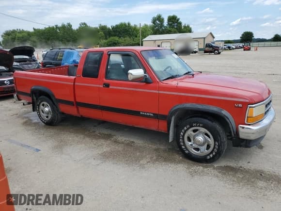 ✅ 1994 Dodge Dakota • VIN: 1B7GL23X5RW140808 • Лот: 64122875. Опубликован ранее на Copart с пробегом 149 186 миль. Бесплатный доступ к архиву аукционных продаж из США и подробный отчёт об истории автомобиля на DreamBid. Изображение 4.
