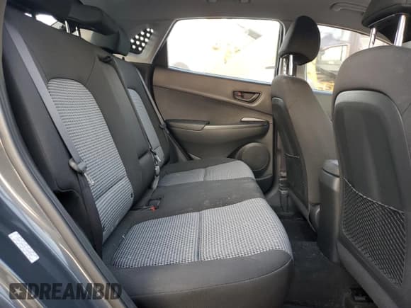 ✅ 2020 Hyundai Kona SE • VIN: KM8K12AA3LU483842 • Лот: 75537374. Опубликован ранее на Copart с пробегом 69 230 миль. Бесплатный доступ к архиву аукционных продаж из США и подробный отчёт об истории автомобиля на DreamBid. Изображение 11.