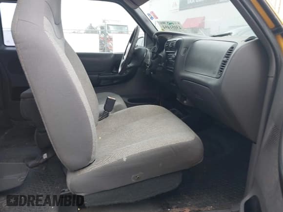 ✅ 2002 Ford Ranger XL Fleet • VIN: 1FTYR44U92TA13800 • Лот: 43051494. Опубликован ранее на IAAI с пробегом 125 122 миль. Бесплатный доступ к архиву аукционных продаж из США и подробный отчёт об истории автомобиля на DreamBid. Изображение 5.