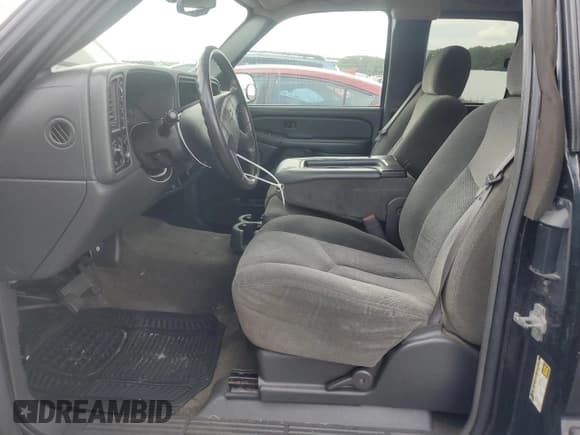 ✅ 2005 Chevrolet Silverado 1500 Z71 • VIN: 2GCEK19BX51287742 • Лот: 74418884. Опубликован ранее на Copart с пробегом 110 033 миль. Бесплатный доступ к архиву аукционных продаж из США и подробный отчёт об истории автомобиля на DreamBid. Изображение 7.