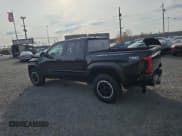 ✅ 2024 Toyota Tacoma TRD Off Road • VIN: 3TMLB5JN8RM005102 • Lot: 93940835. Listed on Copart with 22,558 mi. Free auction sales archive from the USA and detailed vehicle history report at DreamBid. Image 2.