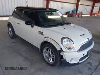 2008 MINI Hardtop S with VIN WMWMF73548TT87143, listed as a IAAI auction lot 43470516 with 236,850 mi miles and . Bid and sale history available at DreamBid. Image 1.