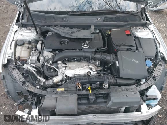 ✅ 2021 Mercedes-Benz A 220 • VIN: W1K3G4FBXMJ273221 • Lot: 41829672. Listed on IAAI with 39,164 mi. Free auction sales archive from the USA and detailed vehicle history report at DreamBid. Image 10.