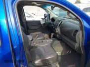 ✅ 2012 Nissan Frontier SV • VIN: 1N6AD0EV7CC461340 • Lot: 43625607. Listed on IAAI with 229,385 mi. Free auction sales archive from the USA and detailed vehicle history report at DreamBid. Image 5.