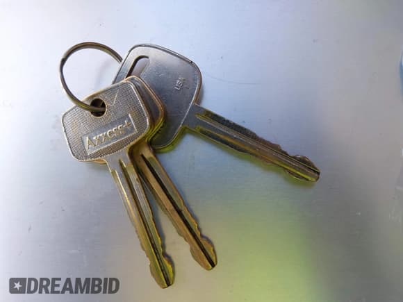 ✅ 1997 Toyota Corolla • VIN: 1NXBA02E7VZ525731 • Лот: 42598348. Опубликован ранее на IAAI с пробегом 257 585 миль. Бесплатный доступ к архиву аукционных продаж из США и подробный отчёт об истории автомобиля на DreamBid. Изображение 11.