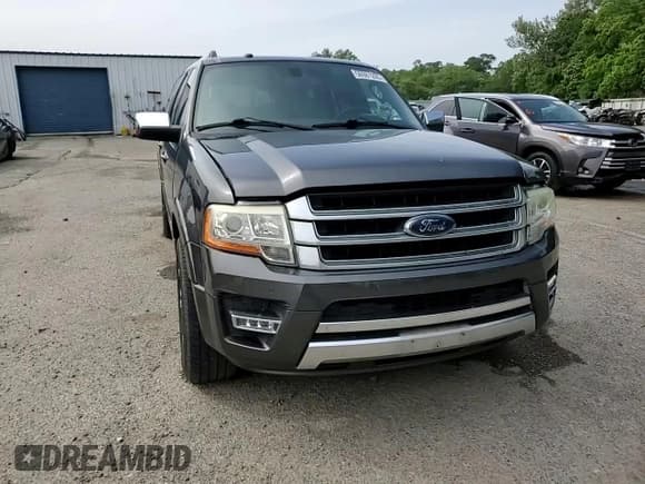 ✅ 2016 Ford Expedition Max Platinum • VIN: 1FMJK1LT3GEF31194 • Lot: 56981205. Listed on Copart with 177,471 mi. Free auction sales archive from the USA and detailed vehicle history report at DreamBid. Image 14.
