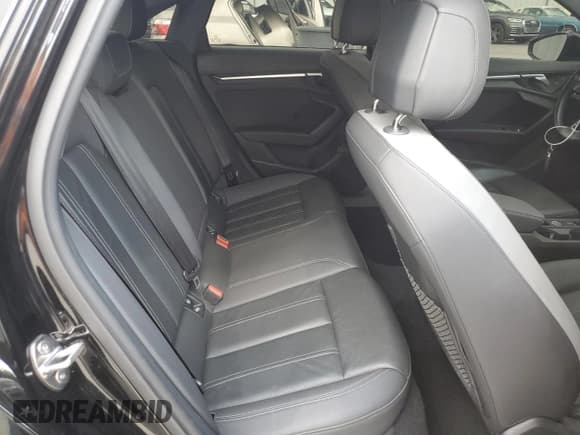 ✅ 2022 Audi A3 Premium • VIN: WAUAUDGY5NA040780 • Lot: 65610035. Wystawiony na Copart z przebiegiem 73 534 mil. Bezpłatny archiwum sprzedaży aukcyjnych z USA i szczegółowy raport historii pojazdu na DreamBid. Zdjęcie 10.