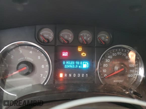 ✅ 2010 Ford F-150 XL • VIN: 1FTFW1EV8AFC64052 • Lot: 48714065. Listed on Copart with 224,963 mi. Free auction sales archive from the USA and detailed vehicle history report at DreamBid. Image 9.