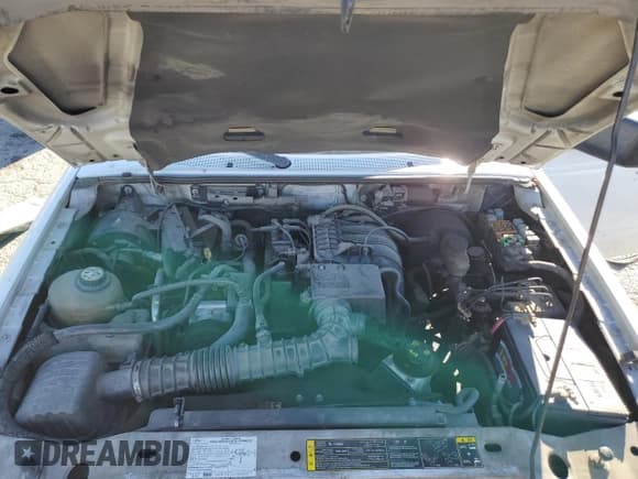 ✅ 2006 Ford Ranger XL • VIN: 1FTYR14D16PA11536 • Lot: 81548174. Wystawiony na Copart z przebiegiem 273 mil. Bezpłatny archiwum sprzedaży aukcyjnych z USA i szczegółowy raport historii pojazdu na DreamBid. Zdjęcie 11.