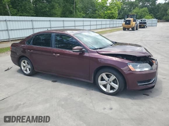 ✅ 2013 Volkswagen Passat S • VIN: 1VWAP7A35DC032218 • Lot: 56232645. Listed on Copart with 222,722 mi. Free auction sales archive from the USA and detailed vehicle history report at DreamBid. Image 4.