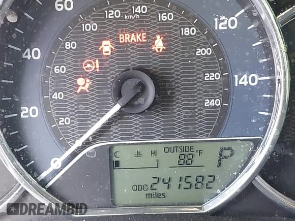 ✅ 2014 Toyota Corolla LE Eco • VIN: 5YFBPRHEXEP116330 • Lot: 42370475. Wystawiony na IAAI z przebiegiem 241 582 mil. Bezpłatny archiwum sprzedaży aukcyjnych z USA i szczegółowy raport historii pojazdu na DreamBid. Zdjęcie 15.