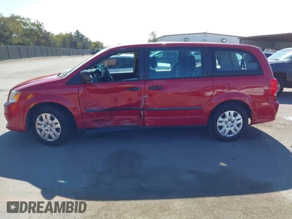 ✅ 2015 Dodge Grand Caravan SE • VIN: 2C4RDGBG2FR606509 • Lot: 43578239. Wystawiony na IAAI z przebiegiem 152 034 mil. Bezpłatny archiwum sprzedaży aukcyjnych z USA i szczegółowy raport historii pojazdu na DreamBid. Zdjęcie 14.