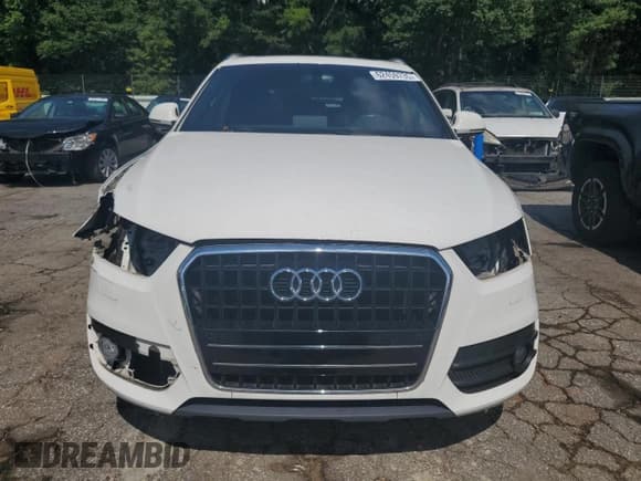✅ 2015 Audi Q3 Premium Plus • VIN: WA1BFCFS4FR008750 • Lot: 62459735. Wystawiony na Copart z przebiegiem 77 845 mil. Bezpłatny archiwum sprzedaży aukcyjnych z USA i szczegółowy raport historii pojazdu na DreamBid. Zdjęcie 5.