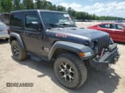 ✅ 2020 Jeep Wrangler Sport S • VIN: 1C4GJXAG8LW312195 • Lot: 57232285. Wystawiony na Copart z przebiegiem 102 233 mil. Bezpłatny archiwum sprzedaży aukcyjnych z USA i szczegółowy raport historii pojazdu na DreamBid. Zdjęcie 4.
