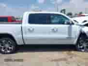 2024 Ram 1500 Limited с VIN 1C6SRFHTXRN208717, выставлен на аукционе IAAI как лот 42372730 с пробегом 5 872 миль миль и . История ставок и продаж доступна на DreamBid. Изображение 13.