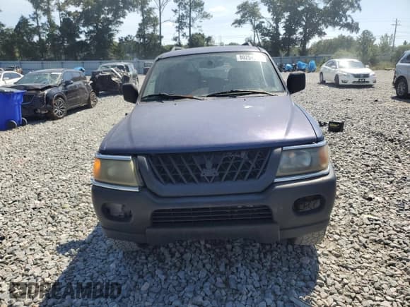 ✅ 2001 Mitsubishi Montero Sport XLS • VIN: JA4LS31HX1P009076 • Lot: 71957395. Wystawiony na Copart z przebiegiem 298 523 mil. Bezpłatny archiwum sprzedaży aukcyjnych z USA i szczegółowy raport historii pojazdu na DreamBid. Zdjęcie 5.