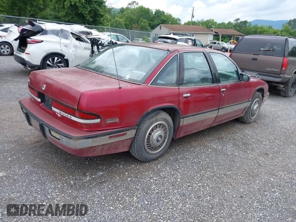 ✅ 1992 Buick Regal • VIN: 2G4WD54L9N1485567 • Лот: 42341183. Опубликован ранее на IAAI с пробегом 174 915 миль. Бесплатный доступ к архиву аукционных продаж из США и подробный отчёт об истории автомобиля на DreamBid. Изображение 4.