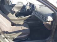 ✅ 2025 Hyundai Elantra SE • VIN: KMHLL4DG5SU916781 • Lot: 43511921. Listed on IAAI with 1,409 mi. Free auction sales archive from the USA and detailed vehicle history report at DreamBid. Image 5.