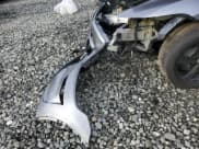 ✅ 2026 Tesla Model Y Long Range Launch Series • VIN: 7SAYGDEEXTA411681 • Lot: 81273655. Wystawiony na Copart z przebiegiem 57 910 mil. Bezpłatny archiwum sprzedaży aukcyjnych z USA i szczegółowy raport historii pojazdu na DreamBid. Zdjęcie 13.