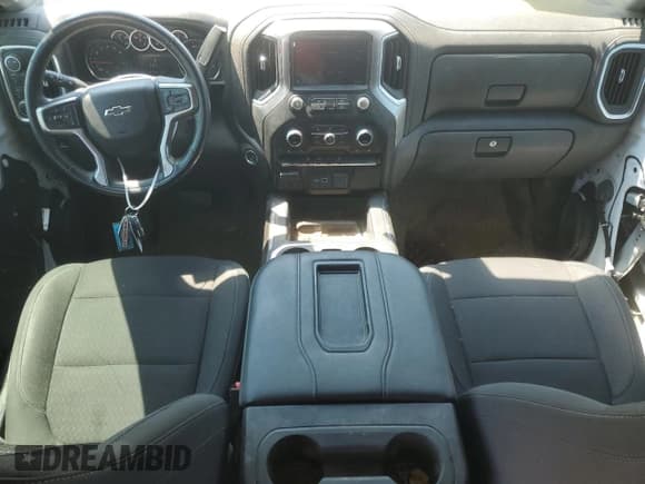 ✅ 2021 Chevrolet Silverado 1500 LT Trail Boss • VIN: 3GCPYFED6MG430493 • Lot: 67214564. Wystawiony na Copart z przebiegiem 68 391 mil. Bezpłatny archiwum sprzedaży aukcyjnych z USA i szczegółowy raport historii pojazdu na DreamBid. Zdjęcie 8.